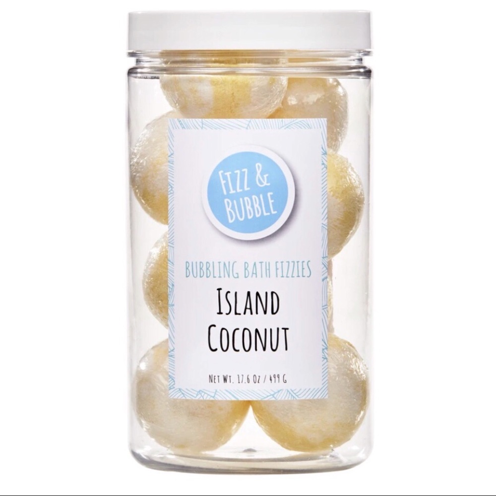 Fizz & Bubble Island Coconut 8 Bubbling Bath Bombs